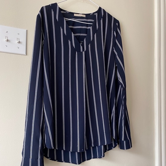 Hey! I'm Navy Stripes Blouse! - Picture 3 of 3